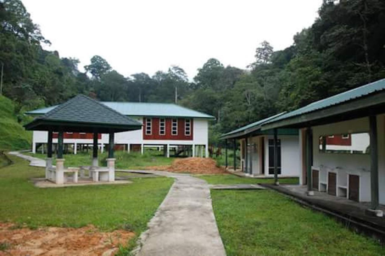Oyo Home 90396 Mahua Rainforest Paradise Tambunan Екстер'єр фото
